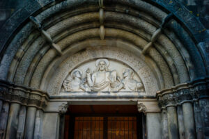 Discovering New Details in Lund Cathedral